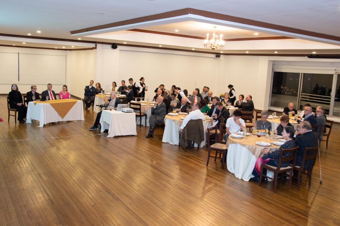 academia de medicina de caldas cena 202318